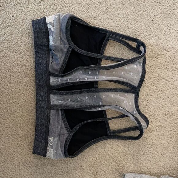 Karma Athletics Bra Size Small - Picture 2 of 3